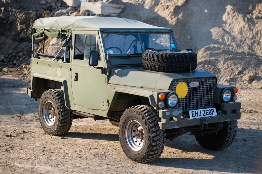  Land Rover Series III 88 Lightweight 200Tdi-Powered 1975 года  (фото 1 из 39)